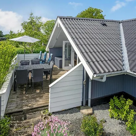 Gemütliches Zuhause In Mit Ferienhaus Egernsund